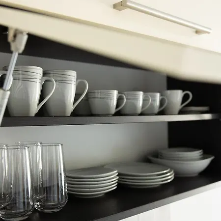 Fluid- Free Parking * Split