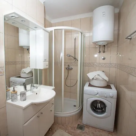 Fluid- Free Parking *