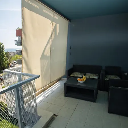 Fluid- Free Parking Apartman *